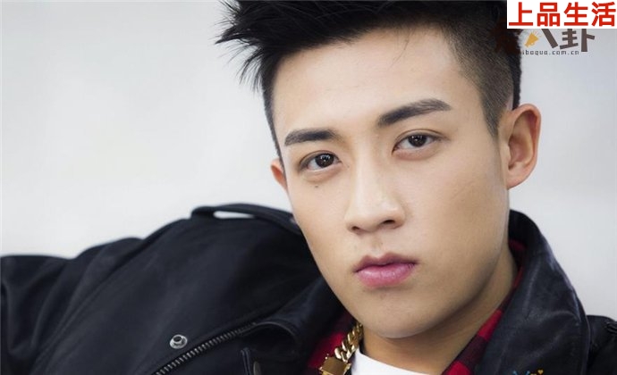 谷嘉誠個(gè)人資料