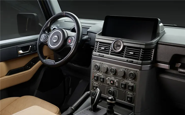 復(fù)刻老款路虎衛(wèi)士！英力士擲彈兵國(guó)內(nèi)上市：80.8萬(wàn)起售