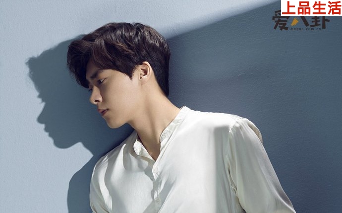 張若昀李易峰競爭關(guān)系互搶資源