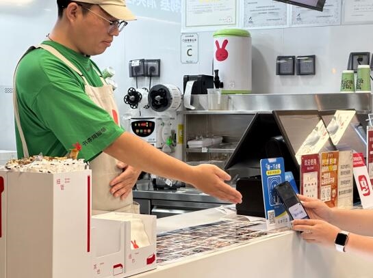 碰一下就能點餐！首都機場等5大機場升級全新點餐模式