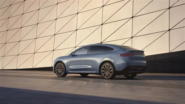  智界R7成了！單日大定破2000臺 累計訂單已超1.1萬