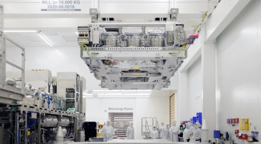 27億一臺(tái)！ASML展示新EUV光刻機(jī)內(nèi)部畫面：不怕被偷師嘛