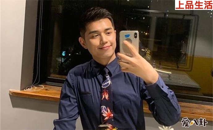 李佳琦小助理鵬鵬