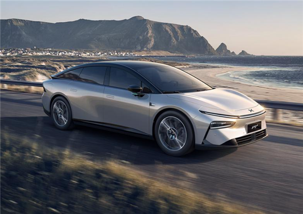 30萬以內(nèi)空間大的轎跑！小鵬P7+巴黎車展預(yù)售 11月上旬上市