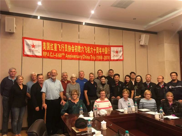 72天設(shè)計！神話一樣的的中國初教6飛機：62年零事故