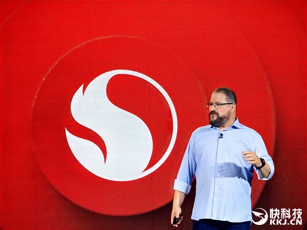 高通驍龍8至尊版正式發(fā)布：二代自研CPU性能逆天！強(qiáng)AI更像真人