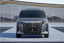 第五代DM混動油耗新低 比亞迪全新MPV夏官圖發(fā)布：帶上漢字標(biāo)