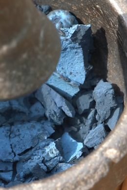 消失三年 復(fù)出還是頂流！李子柒為何無(wú)法替代