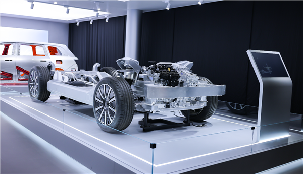 1升油發(fā)電量超3.6度：賽力斯全新一代超級增程系統(tǒng)發(fā)布