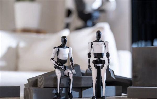 特斯拉玩具二手價格炒至1300美元：上架24小時內(nèi)被搶光