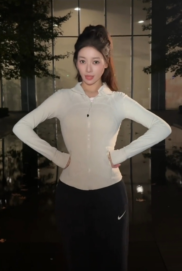 吳柳芳改命成功：抖音粉絲數(shù)突破545萬