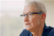 蘋果CEO庫克暗示短期內(nèi)不會(huì)退休 已滿頭白發(fā)