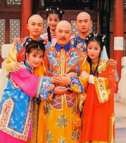 金庸、瓊瑤都走了 80后真的進(jìn)入中年了