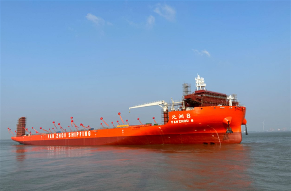 58405噸！全球載重能力大自航甲板船完成試航