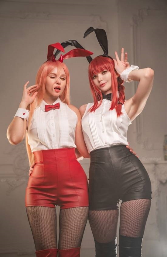 俄妹COS兔女郎瑪奇瑪、帕瓦：完美身材
