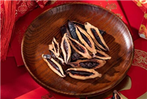 18歲小伙嚼檳榔8年：臉方成電視機