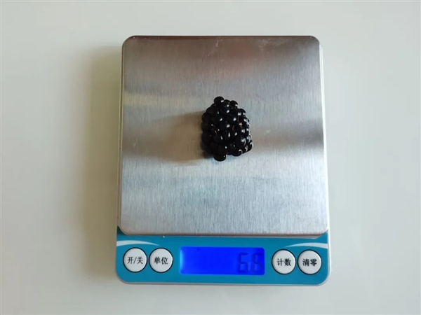 “第三代水果”都出來了：黑到極致 而且居然這么好吃！