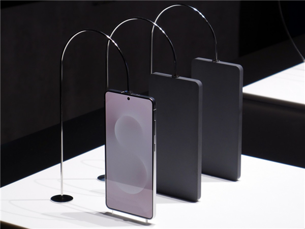 三星Galaxy S25 Edge官宣：超薄驍龍8至尊版旗艦 劍指iPhone 17 Air