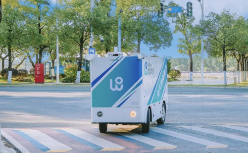 文遠知行發(fā)布無人物流車Robovan W5：L4級無人駕駛、續(xù)航達220km
