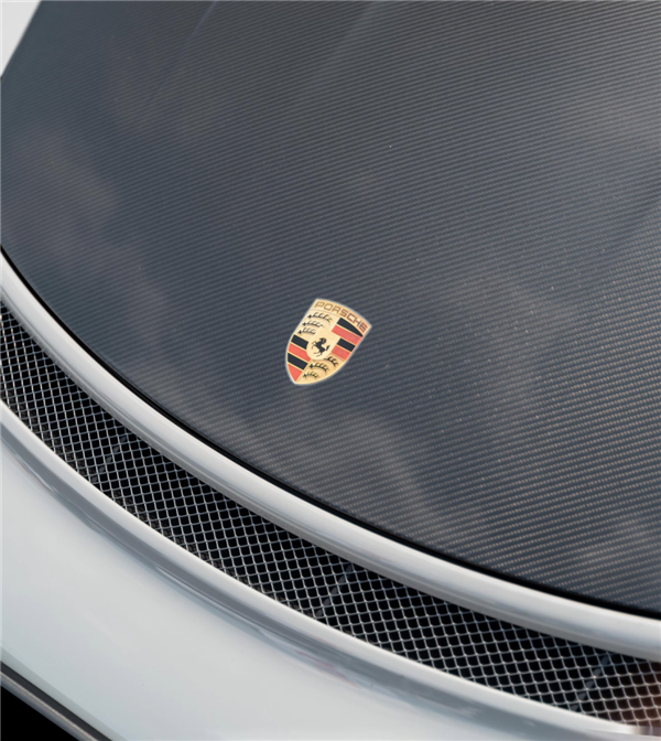 看完小米SU7 Ultra的實(shí)車(chē)：我覺(jué)得賣(mài)80萬(wàn)真不算貴