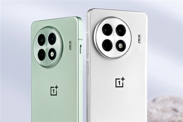 4000至6000元手機銷售量爆單！一加Ace 5 Pro殺入檔位前三 超越華為Mate 70