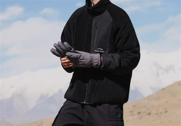 清倉(cāng)狂促：太平鳥男士工裝外套119元1折起