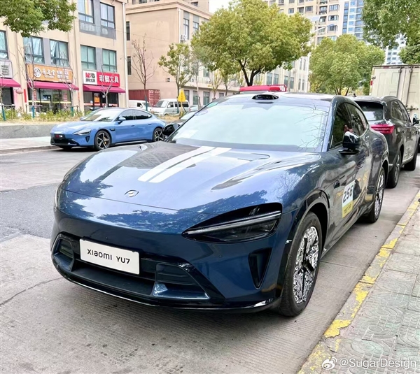 小米YU7迄今近距離實(shí)拍照曝光：各種細(xì)節(jié)全有了