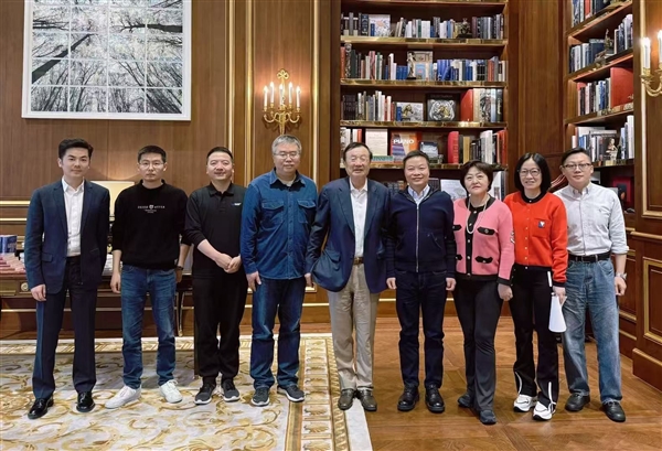 小鵬汽車、宇樹科技、硅基流動、面壁智能：多位高管與任正非見面交流