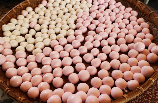 十五的月亮十五圓！今日元宵節(jié)：21時(shí)53分月亮圓