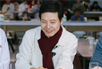 雷軍談DeepSeek：非常欽佩他們 學(xué)會(huì)用AI工具會(huì)大幅度提高工作效率