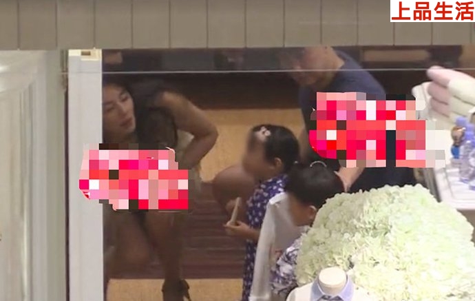 張雨綺攜手新男友張錢豪帶兒女逛街