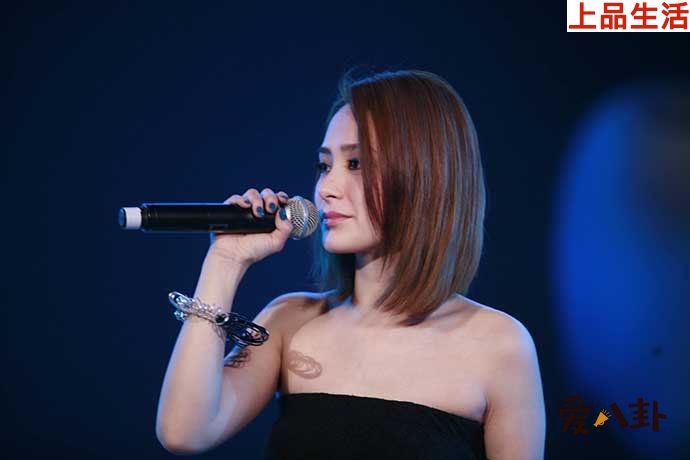 賴弘國(guó)出軌為何網(wǎng)友評(píng)論兩極分化嚴(yán)重