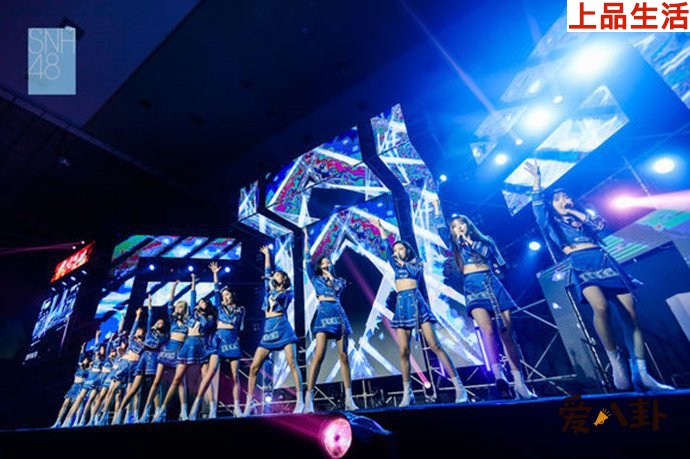 SNH48舞臺(tái)照