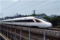 孕婦動車上被行李箱砸傷致早產(chǎn) 官方通報