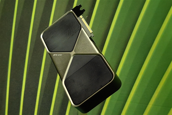 黃牛克星！NVIDIA推出RTX 5090/5080優(yōu)先通道：僅限美國(guó)