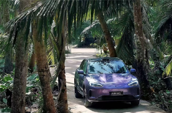 全系標配華為高階智駕！問界M5 Ultra實車曝光：預售23.8萬起