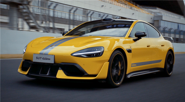 SU7 Ultra都是誰在買 雷軍：BBA、保時捷、法拉利等增換購車主占比超八成