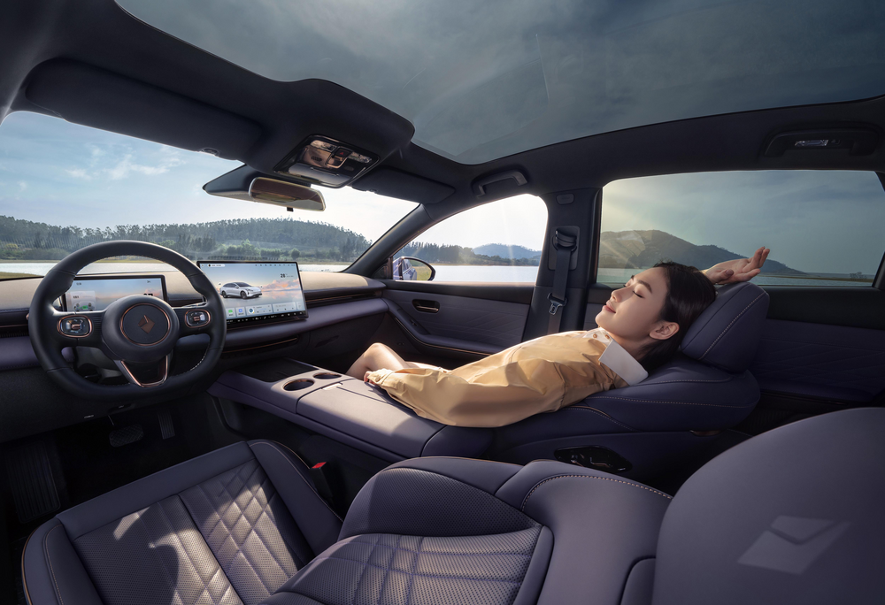 科技重塑舒適標(biāo)桿，寶駿享境“七星級舒適座艙”正式亮相