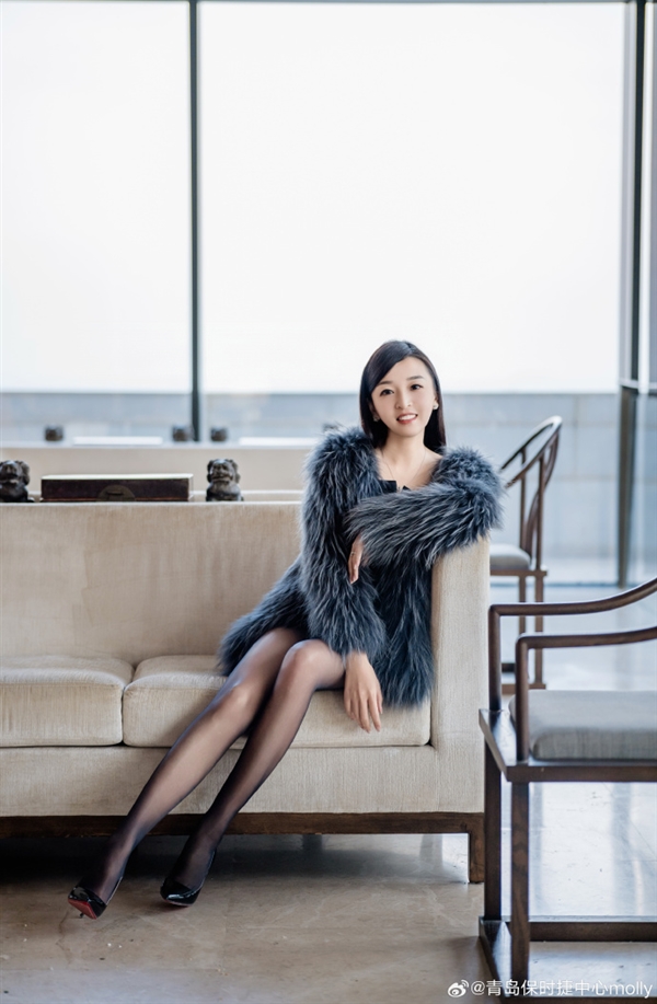 1年賣170臺我靠真誠！青島保時捷女銷冠被造黃謠 本人回應(yīng)：被人惡意中傷