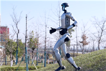 北京將辦全球首個人形機器人半程馬拉松：支持更換電池、手動遙控