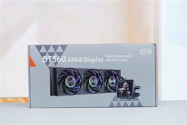獨(dú)立磁吸IPS液晶屏！超頻三銀翼DT360水冷散熱器圖賞
