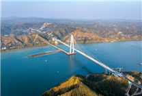 世界首座！廣西獨塔空間纜斜拉懸索協(xié)作體系橋合龍