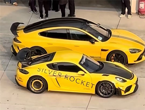 小米SU7 Ultra有多大：保時(shí)捷、蘭博基尼跑車一比就是弟弟