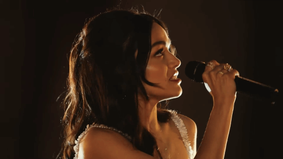 3月21日國內(nèi)上映！《白雪公主》真人版女主公開亮相 真人造型美艷