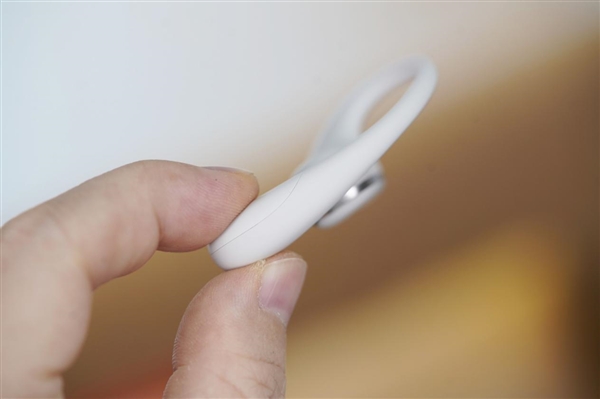 華為首款開放式耳掛耳機！FreeArc圖賞