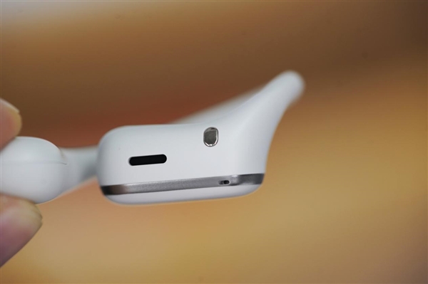 華為首款開放式耳掛耳機！FreeArc圖賞