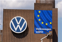 大眾汽車CEO奧利弗布盧默：美關(guān)稅政策已致集團(tuán)損失數(shù)十億歐元