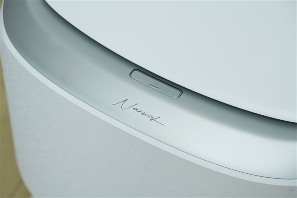 履帶式熱活水循環(huán)洗地！云鯨J6圖賞