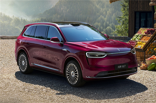 大定已近6萬臺(tái) 全新問界M7上市周報(bào)出爐：純電版意外賣得很好
